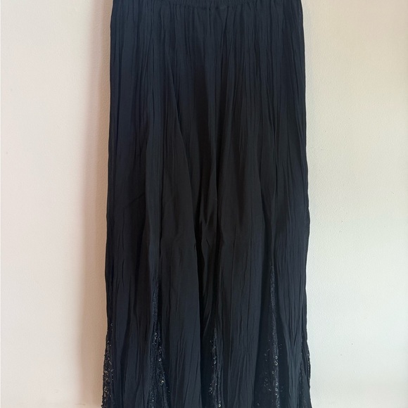 Lola Black A-Line Skirt with Lace Hem - Picture 3 of 4